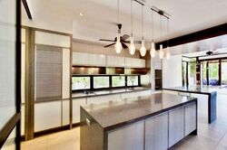 Ocean Drive (D4), Detached #532219071